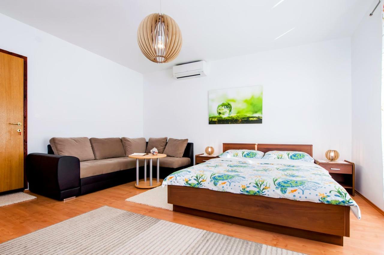 Apartman Gala Ρόβινι Εξωτερικό φωτογραφία